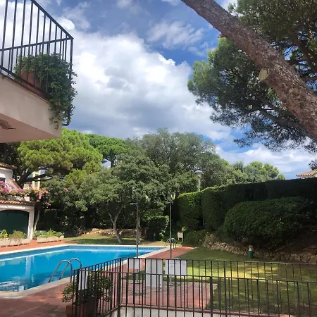 Espectacular Con Piscina En *